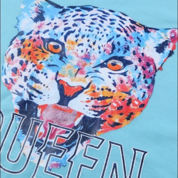 Queen Graphic Sweatshirt - Picture 7 of 12